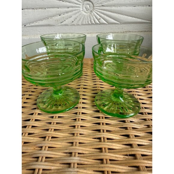 Vintage 30's Anchor Hocking Green Uranium Circle Pattern Dessert Cups Set of 4 - Picture 1 of 10
